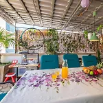 Ellity Apartment *