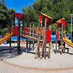 Ellity קריקווניצה